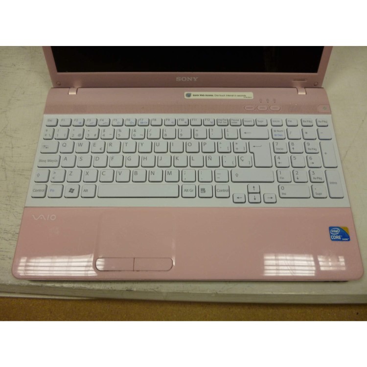 Preowned T2 Sony Vaio PCG-71311M VPCEB2M0E Laptop in Pink