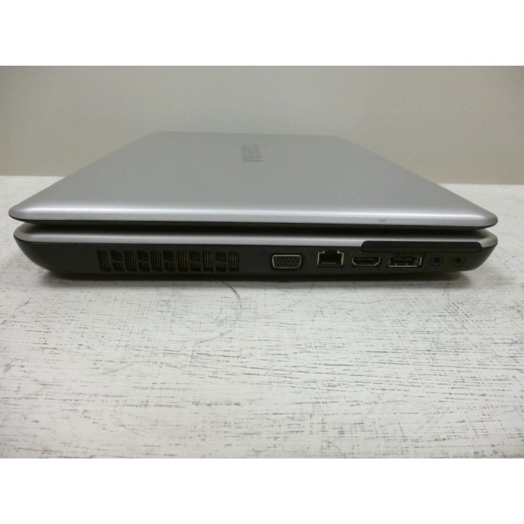 Preowned T3 Toshiba Satelite L500-1WG Windows 7 Laptop