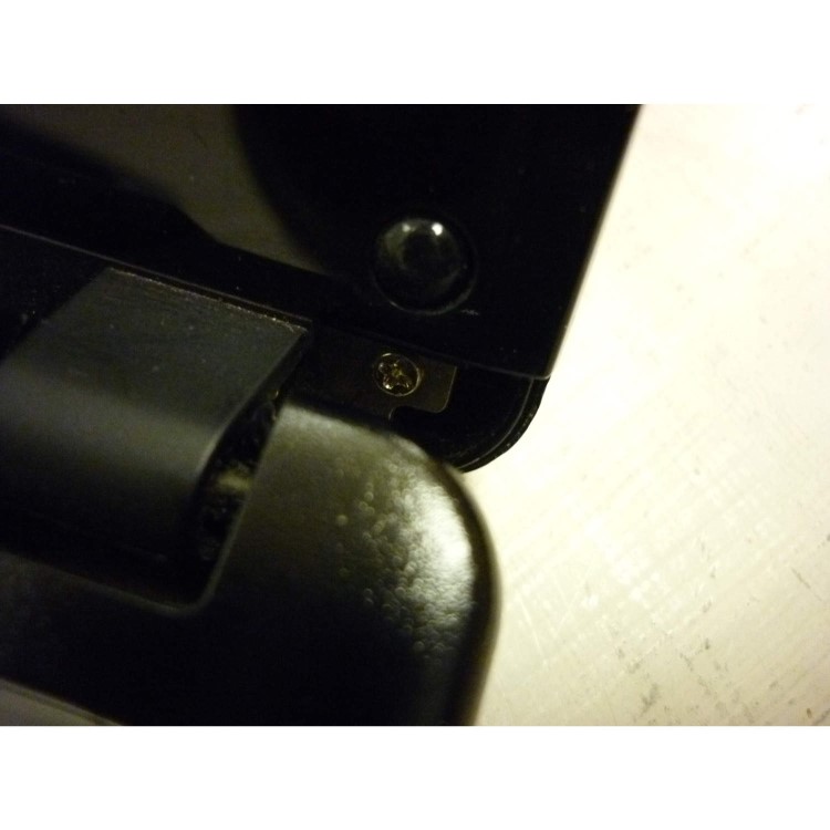 Preowned T2 Advent VeronaRed Windows 7 Home Premium 32 Bit Laptop in Red 