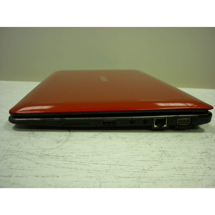 Preowned T2 Advent VeronaRed Windows 7 Home Premium 32 Bit Laptop in Red 