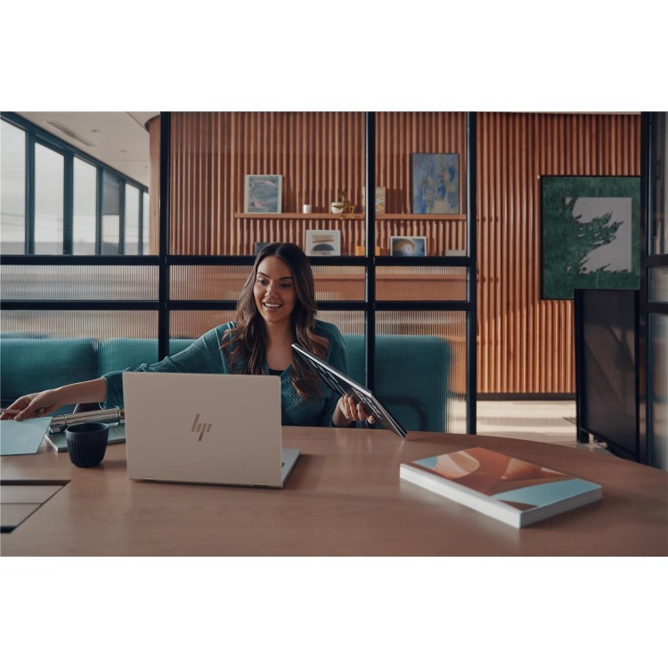 EliteBook 1040 14 inch G11 Notebook PC, 14", Windows 11 Pro, Intel Core™ Ultra 5, 16GB RAM, 512GB SSD, WUXGA