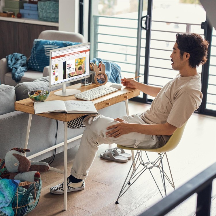 HP 22-dg0007na Intel Celeron N100 8GB RAM 128GB 22 Inch Windows 11 All-in-One PC