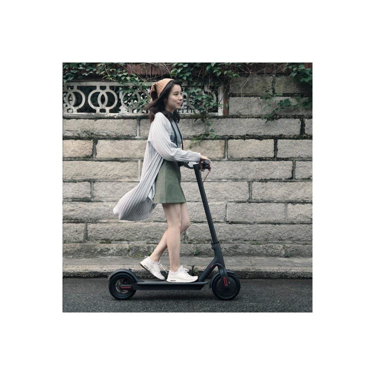 Refurbished Xiaomi M365 Electric Scooter - Black