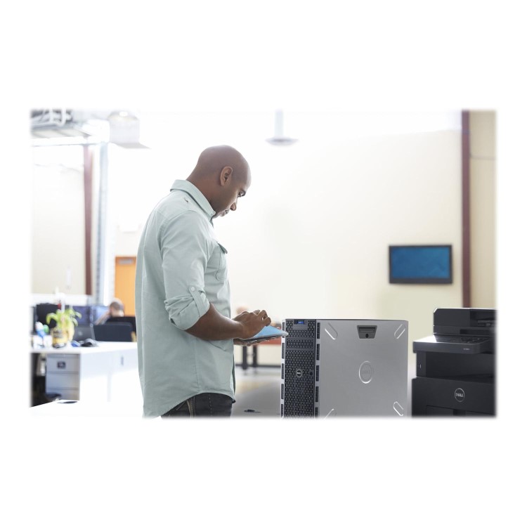 Dell T330 Xeon E3-1220v6 8GB 1TB DVD-RW 8 x 3.5" HS 3Yr NBD Tower Server