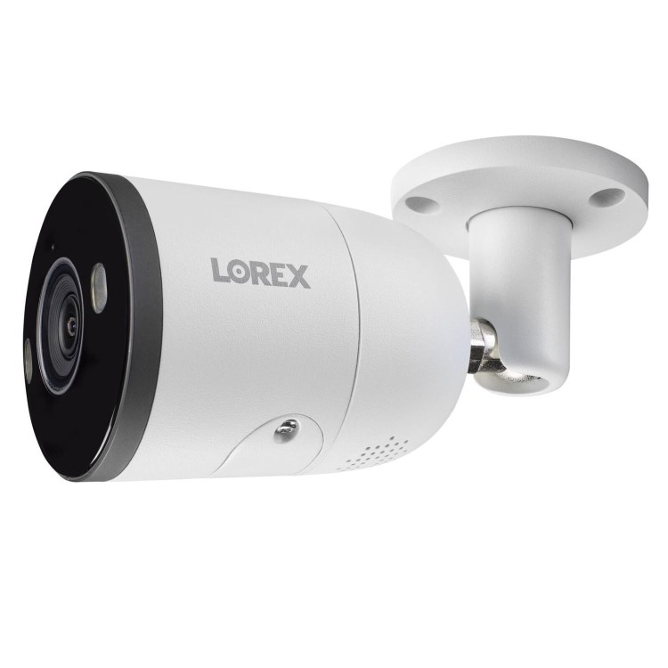 Lorex 8MP 4K UHD Smart Deterrence IP Bullet Camera - 1 Pack