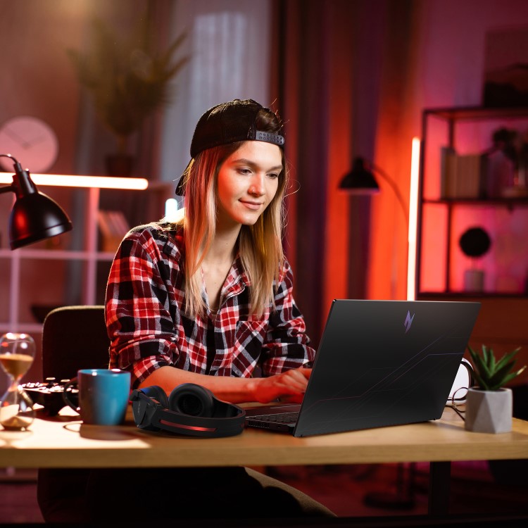 Acer Nitro V 15 Intel Core i5 16GB RAM 512GB SSD GeForce RTX 4050 15.6 Inch FHD  Windows 11 Gaming Laptop