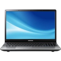 Samsung 300E Core i3 Windows 7 Laptop in Silver  
