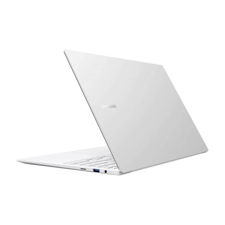 Refurbished Samsung Galaxy Book Pro Core i5-1135G7 8GB 256GB 15.6 Inch Windows 10 Professional Laptop