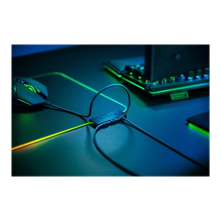 Razer Firefly V2 Gaming Mouse Pad