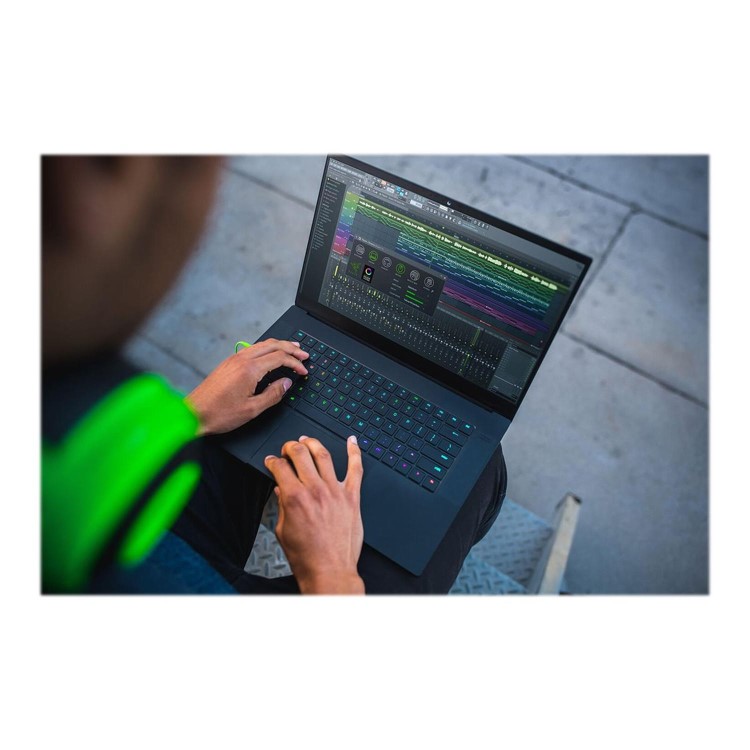 Razer Blade 15 i7 16GB 512GB RTX 2060 15.6 Inch Full HD 144Hz Windows 10 Home Gaming Laptop