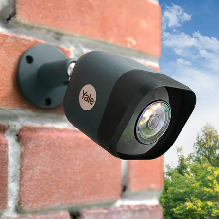 GRADE A1 - Yale CCTV System - 4 Channel 4MP DVR with 4 x 4MP Weatherproof Cameras & 2TB HDD