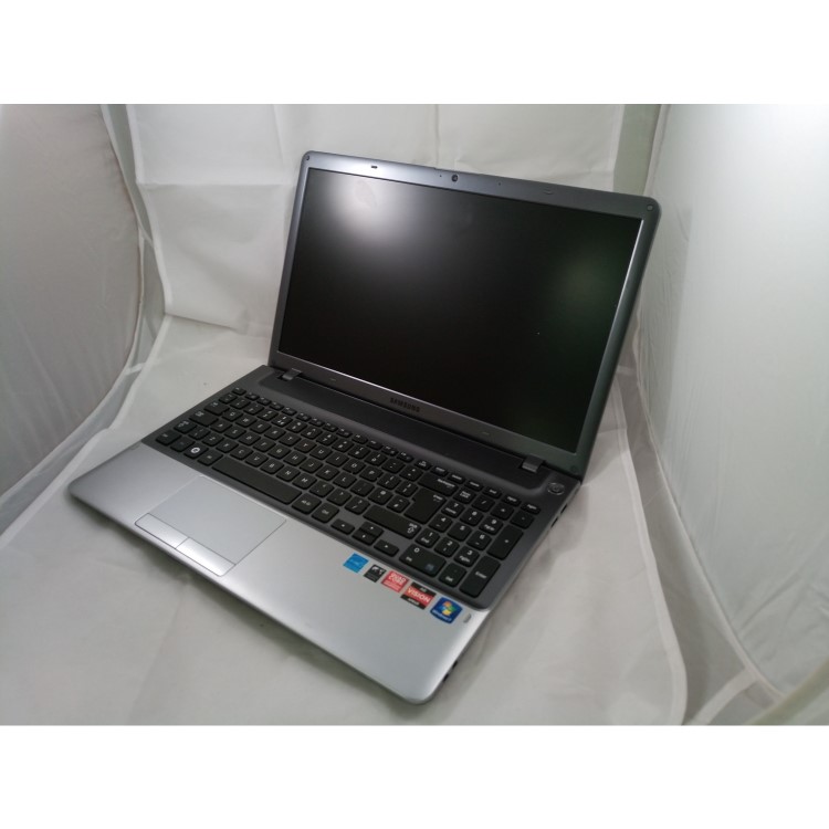 Refurbished SAMSUNG NP355V5C AMD A8 6GB 750GB 15.6 Inch Windows 10 Laptop