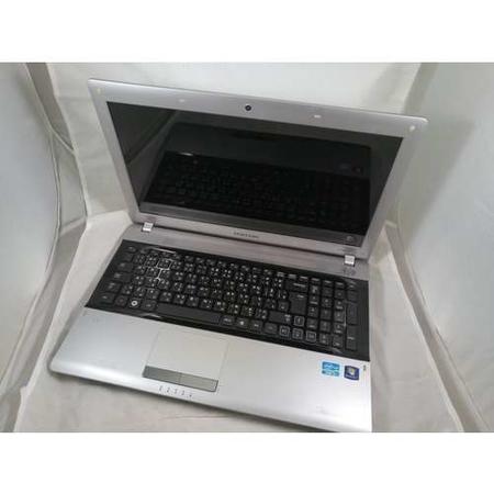 Refurbished SAMSUNG NP-RV520-A04UK Core I3 6GB 750GB 15.6 Inch Windows 10 Laptop