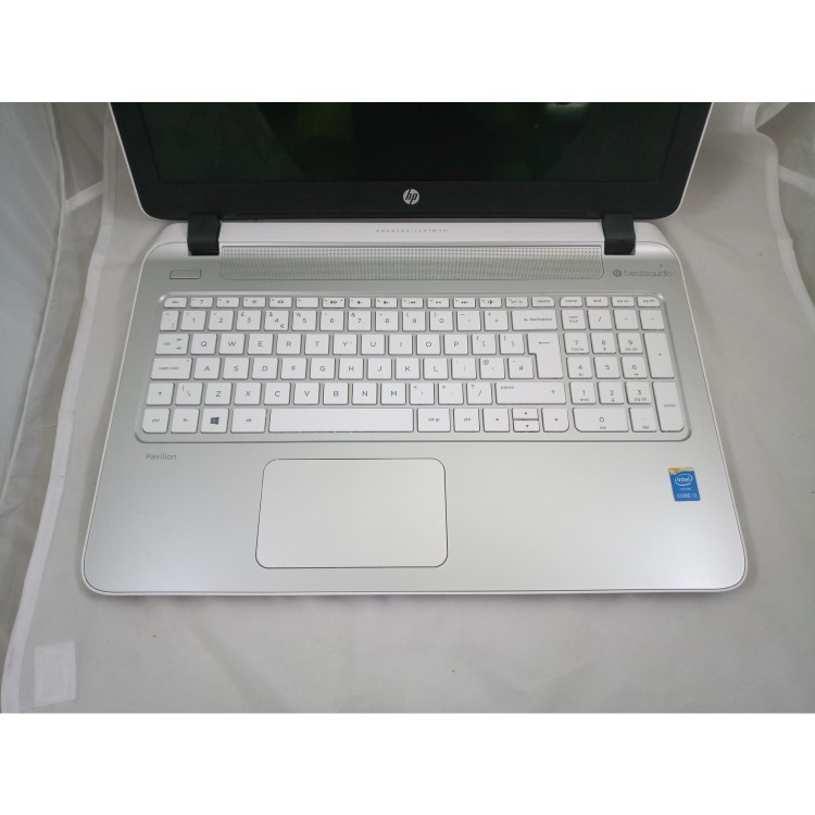 Refurbished HP Pavilion 15 Core i3 5010U 8GB 1TB DVDRW 15.6 Inch Windows 10 Laptop in White