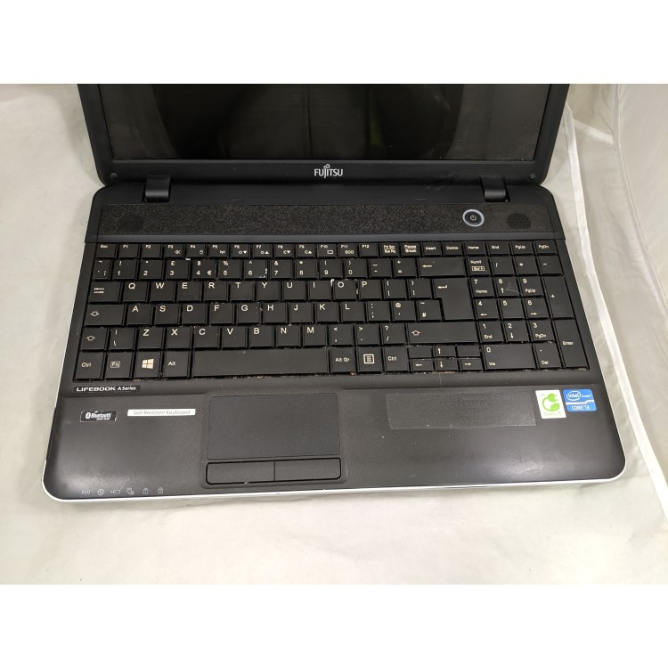 Refurbished Fujitsu Lifebook AH512 Core i3 2328M 4GB 320GB DVD RW 15.6 Inch Windows 10 Laptop 