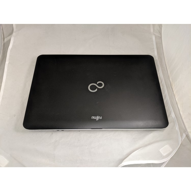 Refurbished Fujitsu Lifebook AH512 Intel Pentium B960 4GB 500GB 15.6 Inch DVD Windows 10 Laptop