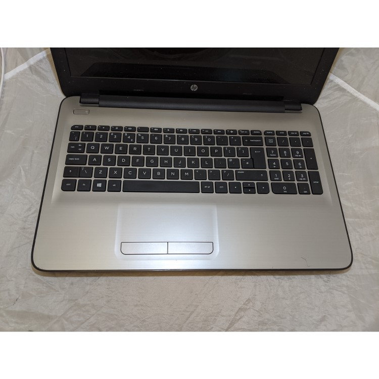 Refubished HP NOTEBOOK A6-7310 APU WITH  RADEON R4 GRAPHICS 4GB 1TB DVD/RW 15.6 Inch Windows 10 Laptop