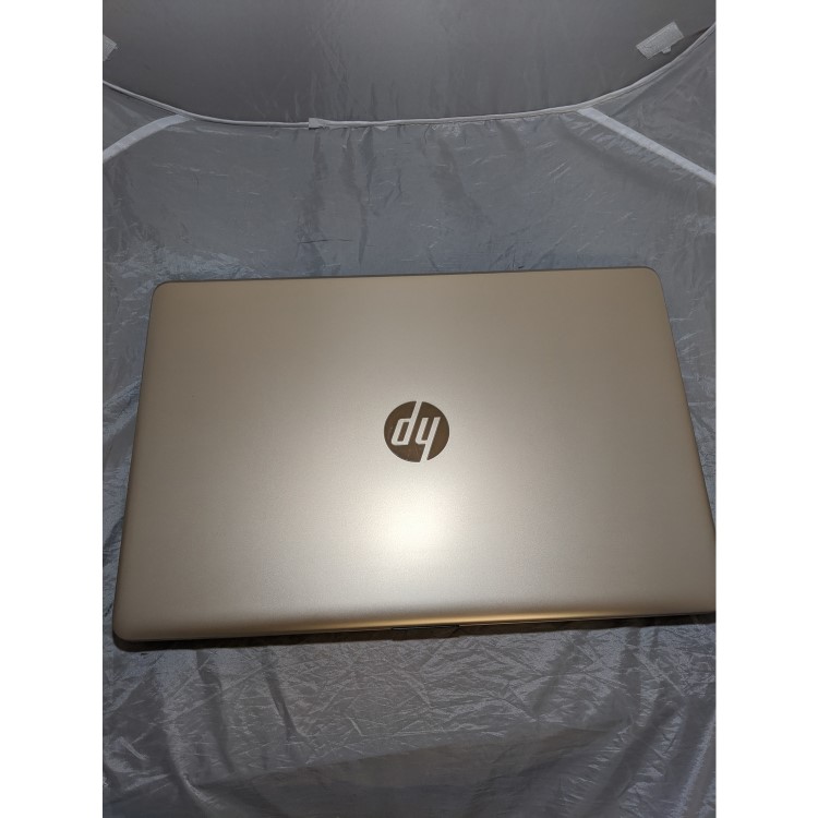 Refubished HP 15-BS0XX CORE I3-7100U 2.40 GHZ 4GB 1TB  15.6 Inch Windows 10 Laptop