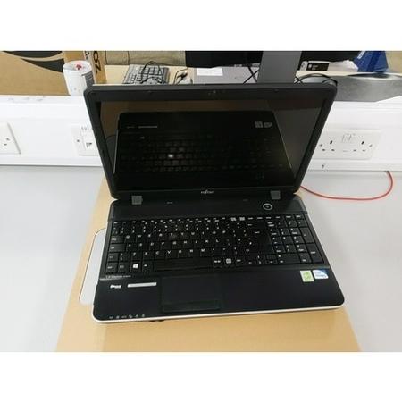 Refurbished Fujitsu Lifebook AH512 Intel Pentium B960 4GB 500GB 15.6 Inch Windows 10 Laptop