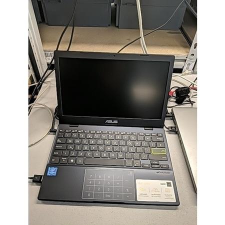 Refurbished ASUS E210MA-GJ001TS Intel Celeron N4020 4GB 63GB 11.6 Inch Windows 10 Laptop