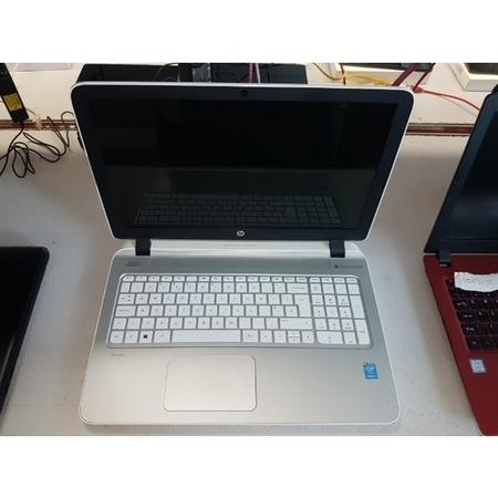 Refurbished HP Pavilion 15-P078SA Core i3-4030U 8GB 1TB 15.6 Inch Windows 10 Laptop