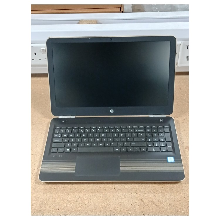 Refurbished HP Pavilion Core i5-7200U 8GB RAM 256GB SSD 15.6 Inch Windows 10 Laptop