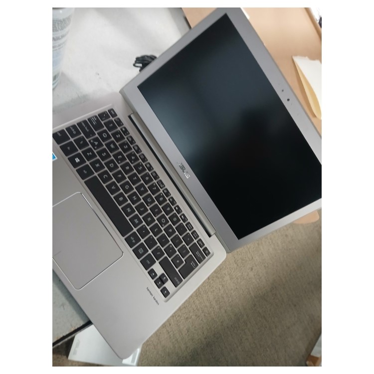 Refurbished ASUS UX330UAK Core i7-7500U 8GB RAM 512GB SSD 13.3 Inch Windows 10 Laptop