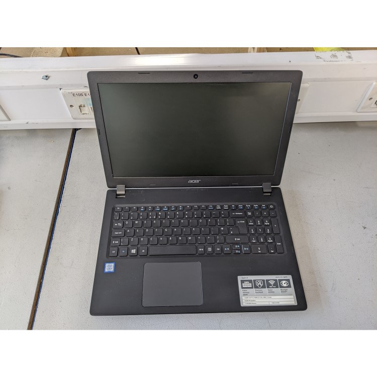 Refurbished Acer Aspire A315-51 Core i3-7020U 12GB 120GB 15.6 Inch Windows 10 Laptop