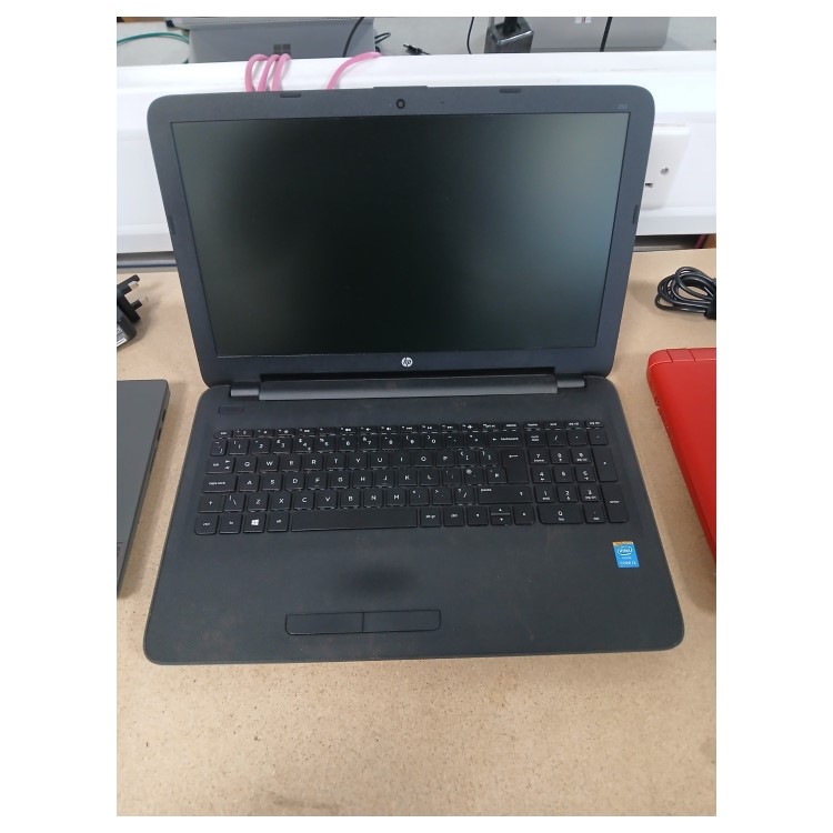 Refurbished HP 250 G4 Core i3-5005U 8GB 1TB 15.6 Inch Windows 10 Laptop