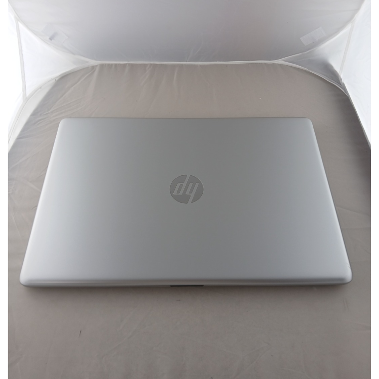Refurbished HP 17-AK0XX AMD A6-9220 8GB RAM 1TB SSD 17.3 Inch Windows 10 Laptop