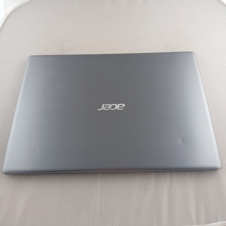 Refurbished Acer Swift SF315-41 Ryzen 5 2500U 8GB RAM 256GB SSD 15.6 Inch Windows 11 Laptop