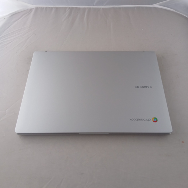 Refurbished Samsung Intel Celeron N4500 4GB RAM 64GB SSD 11.6 Inch Chromebook