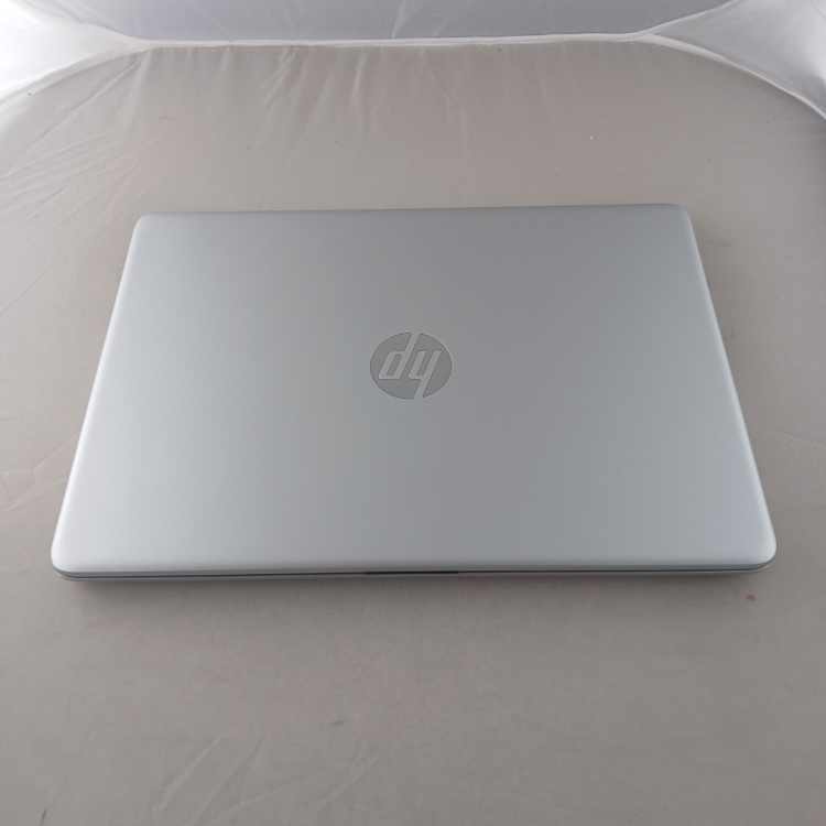 Refurbished HP 14-CF1XXX Core i5-8265U 8GB RAM 256GB SSD 14 Inch Windows 11 Home Laptop