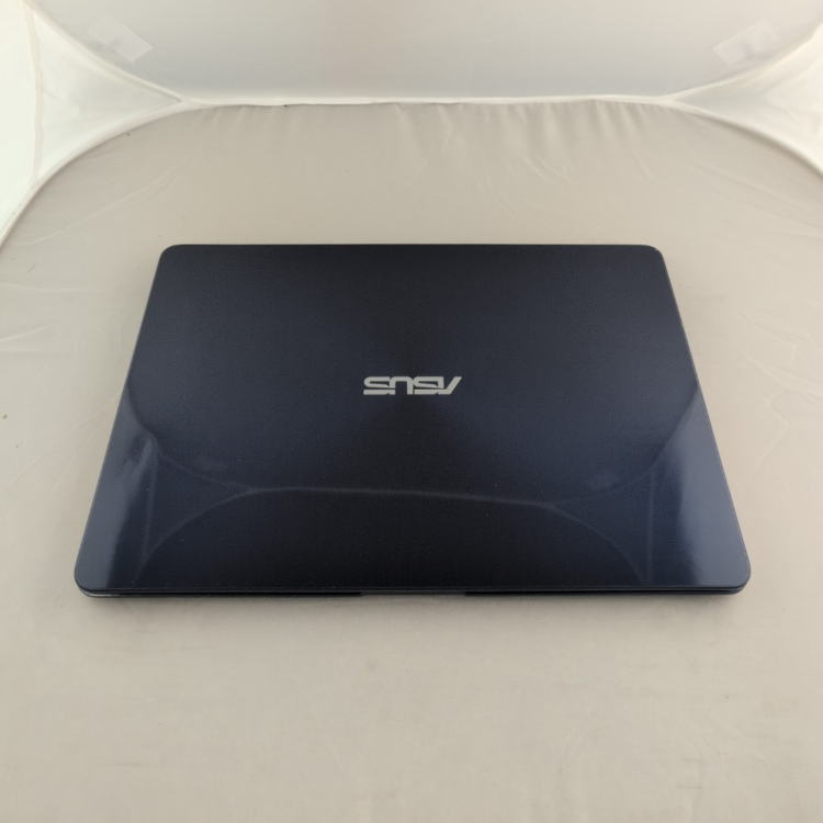 Refurbished ASUS UX430UA Core i5-7200U 8GB RAM 256GB SSD 14 Inch Windows 11 Laptop