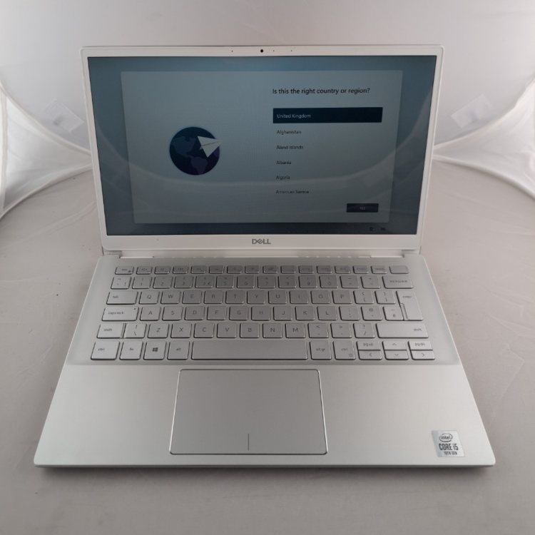 Refurbished Dell Inspiron 5391 Core i5-10210U 8GB RAM 256GB SSD 13.3 Inch Windows 11 Home Laptop