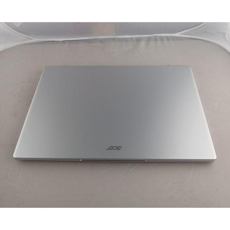 Refurbished Acer Swift SF314-512 Core i5-1240P 8GB RAM 512GB SSD 14 Inch Windows 11 Home Laptop