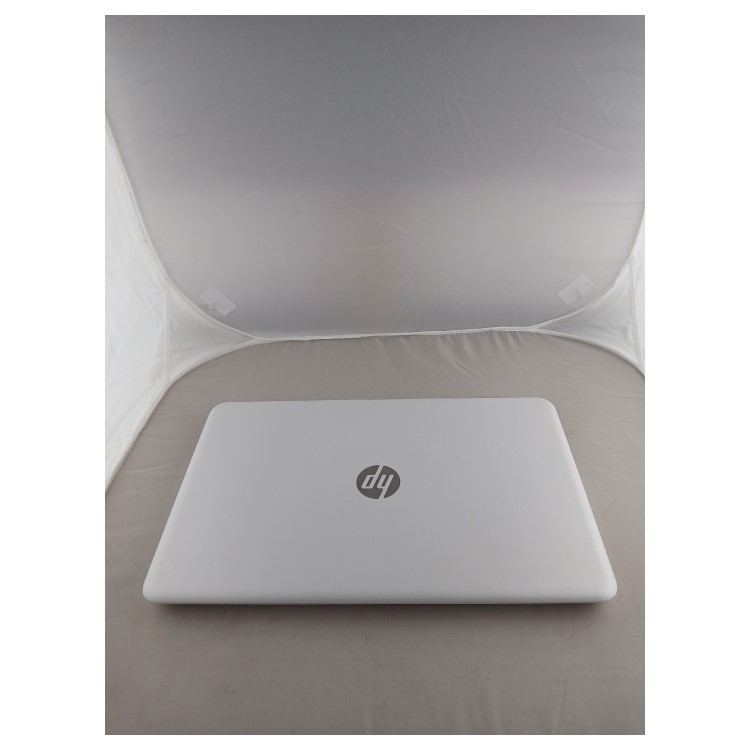 Refurbished HP Pavilion 15-au181sa Core i5-7200U 8GB RAM 1TB HDD 15.6 Inch Windows 11 Laptop