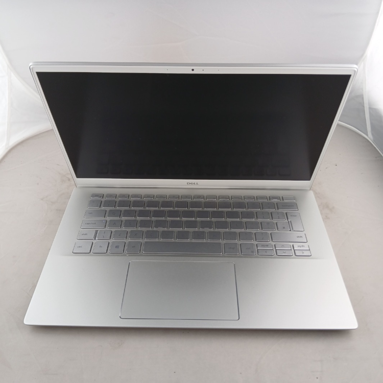 Refurbished Dell Inspiron 5402 Core i7-1165G7 8GB RAM 512GB SSD 14 Inch Windows 11 Home Laptop