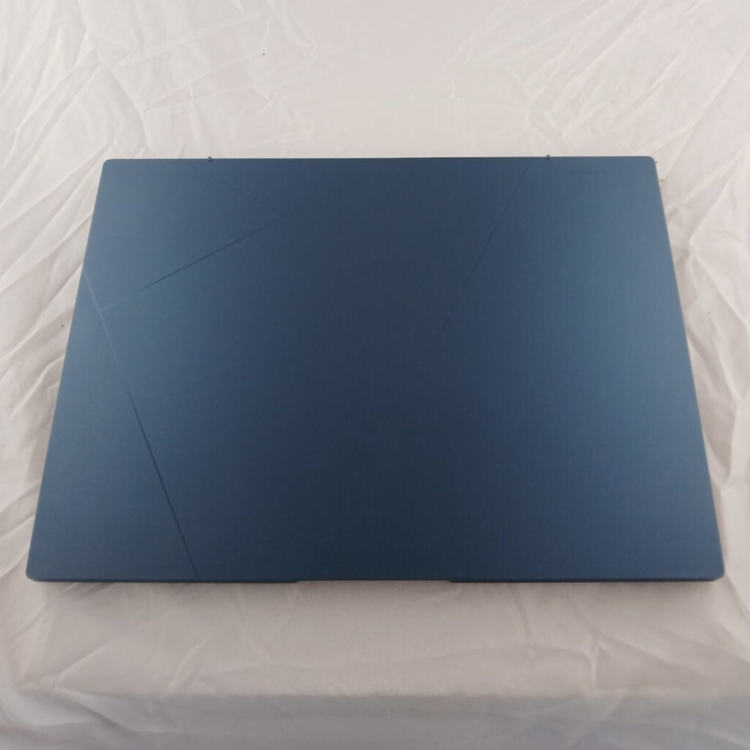 Refurbished ASUS Zenbook UX3402ZA Core i5-1240P 8GB RAM 512GB SSD 14 Inch Windows 11 Home Laptop