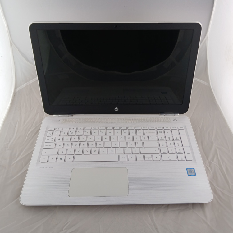 Refurbished HP Pavilion 15-au181sa Core i5-7200U 8GB RAM 1TB HDD 15.3 Inch Windows 11 Laptop