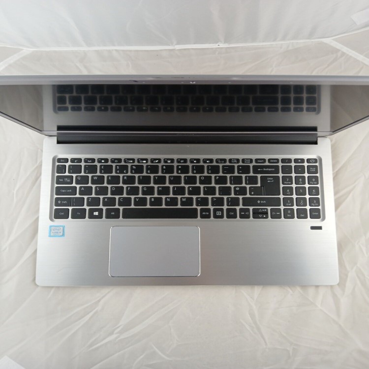 Refurbished Acer Swift SF315-52 Core i5-8250U 8GB RAM 256GB SSD 15.3 Inch Windows 11 Home Laptop