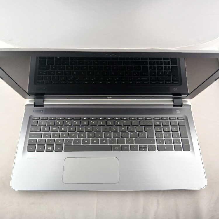Refurbished HP Pavilion AMD A10-8700P 12GB RAM 2TB HDD 15.6 Inch Windows 11 Laptop