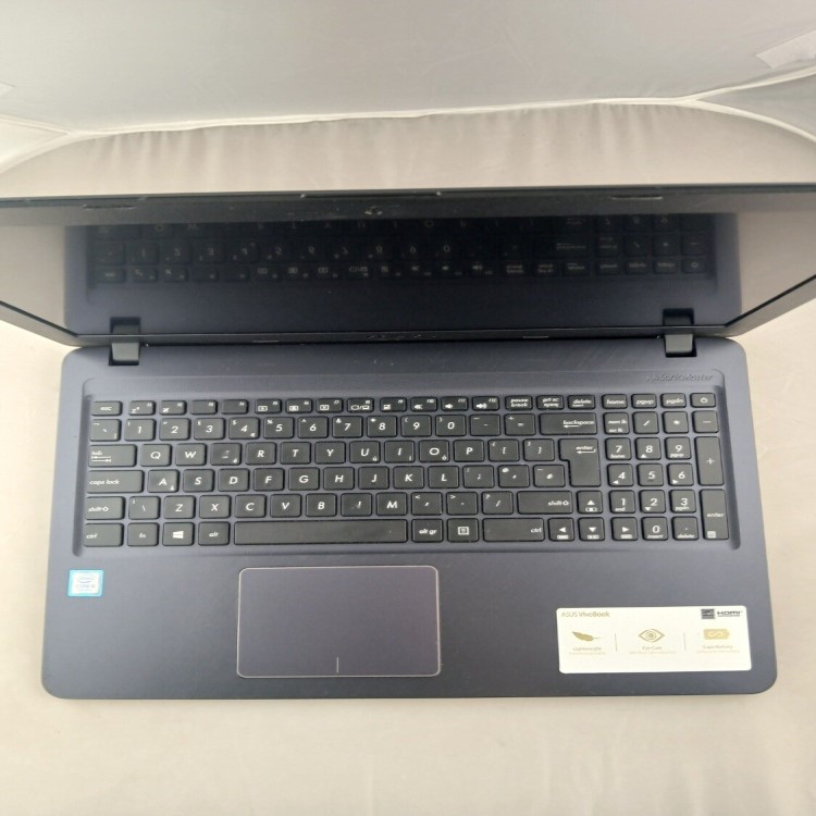 Refurbished ASUS Vivobook 15 X540UAR Core i5-8250U 8GB RAM 512GB SSD 15.6 Inch Windows 11 Home Laptop