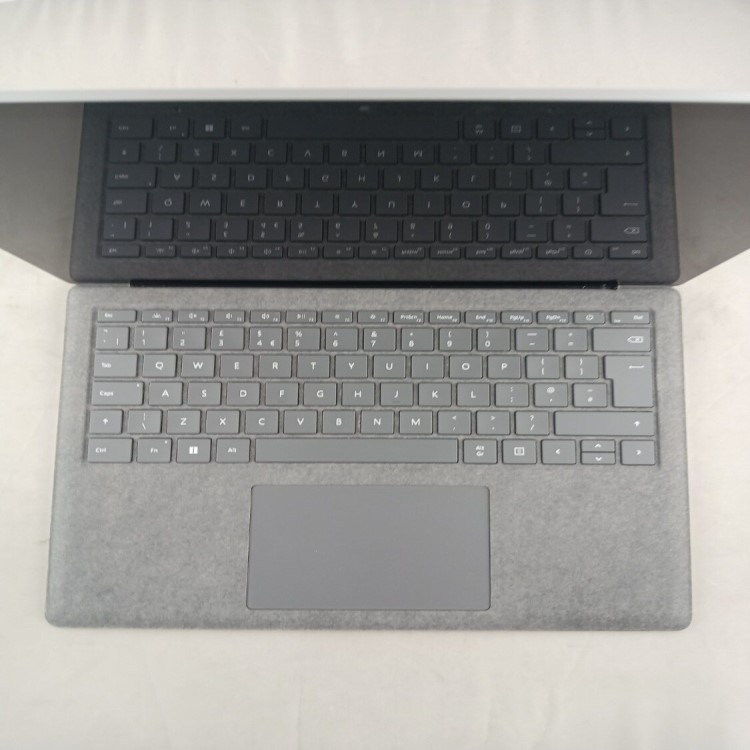 Refurbished Microsoft Surface 4 Core i5-1135G7 16GB RAM 512GB SSD 13.6 Inch Windows 11 Home Tablet PC