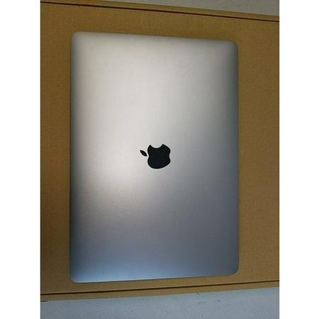 Refurbished Apple MacBook Air 13.3" M1 8GB 256GB SSD - 2020