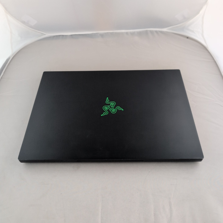 Refurbished Razer Blade 15 RZ09-0328 Core i7-10750H 16GB RAM 512GB SSD 15.6 Inch Windows 11 Home Gaming Laptop
