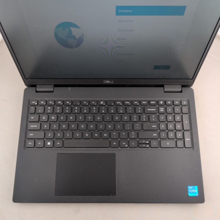 Refurbished Dell Latitude 3520 Core i5-1135G7 8GB RAM 256GB SSD 15.6 Inch Windows 11 Home Laptop