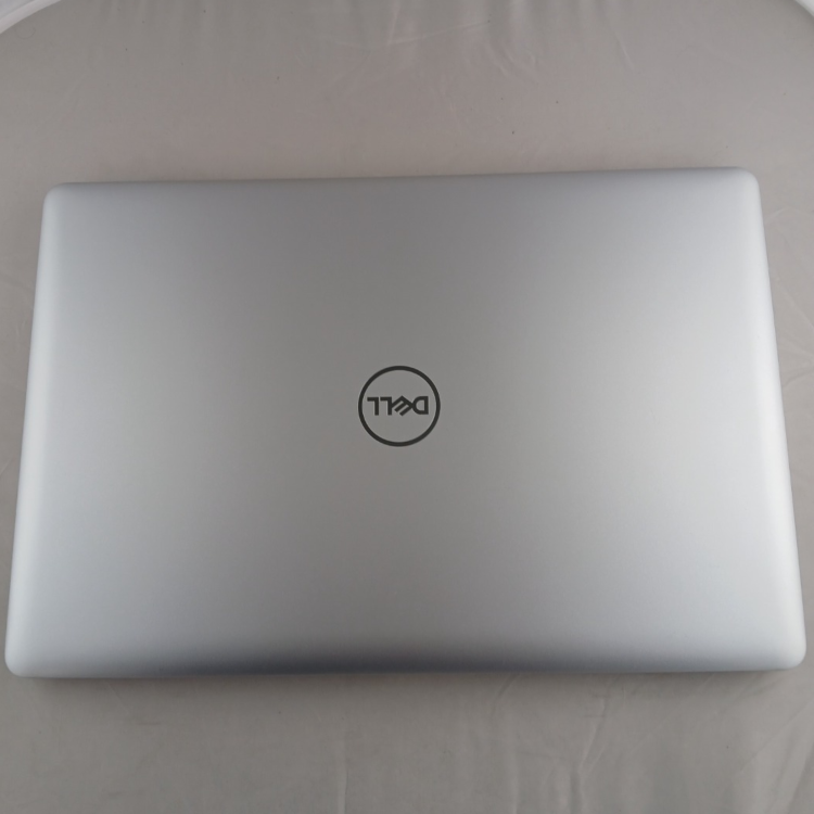 Refurbished Dell Inspiron 5770 Core i5-8250U 8GB RAM 500GB SSD 17.3 Inch Windows 11 Home Laptop