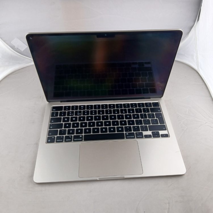 Refurbished Apple Macbook Air 13 Inch M3 8GB RAM 256GB SSD 2024