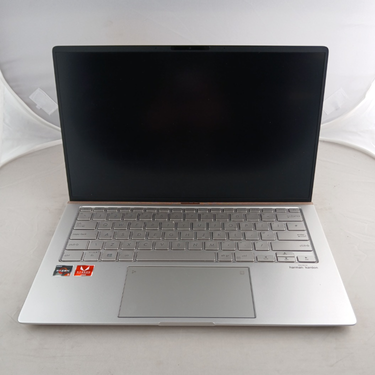 Refurbished ASUS Zenbook UX434DA Ryzen 5 3500U 8GB RAM 256GB SSD 14 Inch Windows 11 Laptop